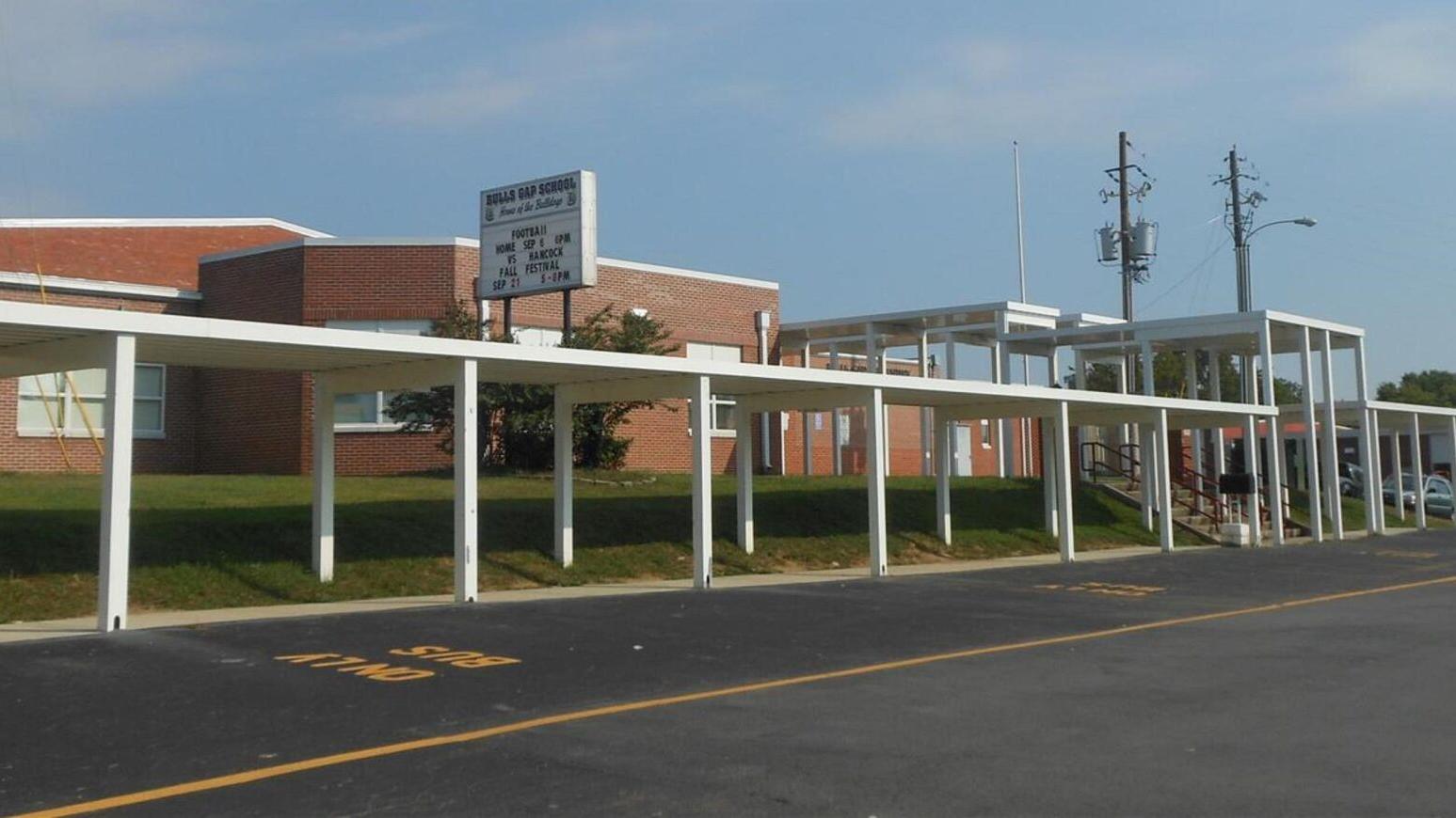 Four area  school systems win part of $800,000 in Tenn. grants